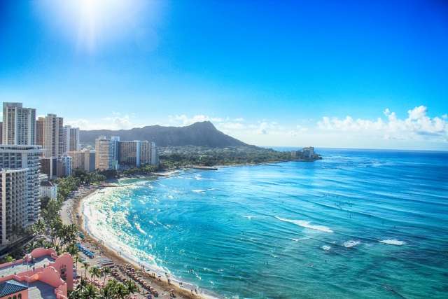 Overlooking-Hawaii-Beach