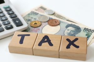 Relationship-between-money-and-tax