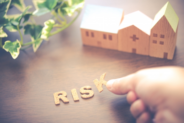 Real-estate-investment-risk